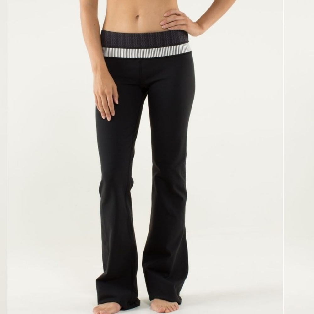 Lululemon Groove Flare Yoga Pants 4 long
